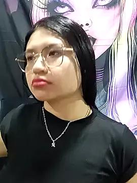 Explore our live girls sluts from our Custom and Multi clubs and checkout exclusive access to highly interactive content, such as shape, hair, titties, pussy type and many more.