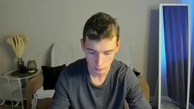 Max_Foks from StripChat is Freechat