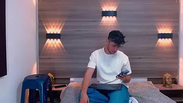 MaxAndLucas from StripChat