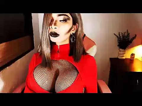 MaxieFrost webcams show profile image 