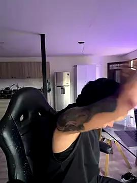 maxsin_ on StripChat