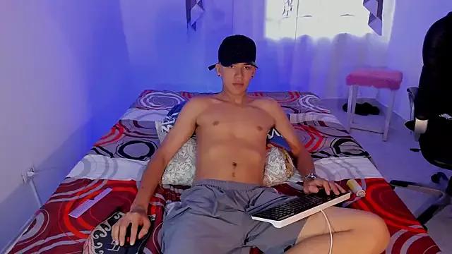 maxthomson_boy from StripChat is Freechat
