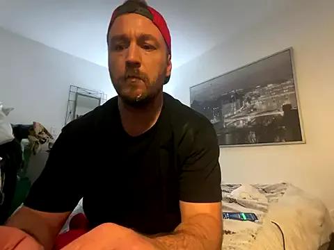 maxxxclouds from StripChat
