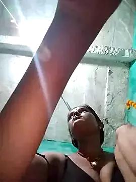 Maya_bhoji from StripChat