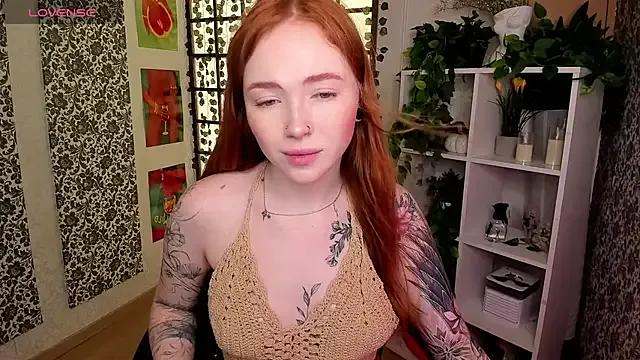 Maya_Light from StripChat