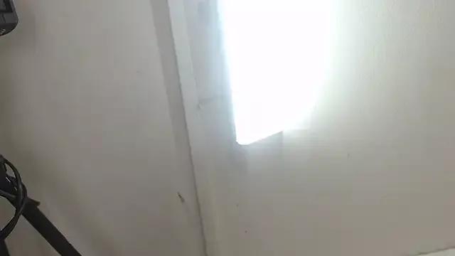 MayaBaker from StripChat