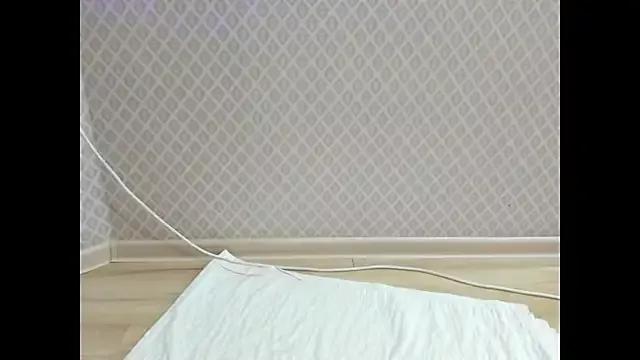 Mayachka333 from StripChat