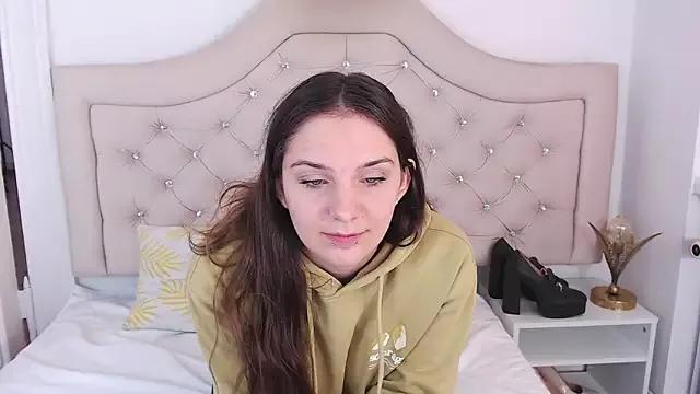MayaFlirt from StripChat