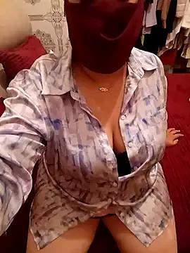 mayakhalyfaa from StripChat