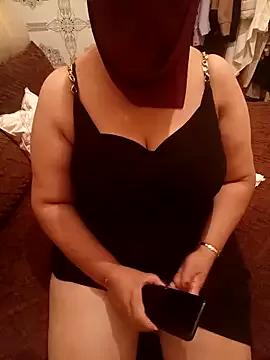 mayakhalyfaa from StripChat