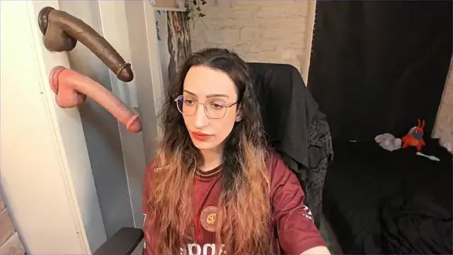 Explore our live girls sluts from our Custom and Multi clubs and checkout exclusive access to highly interactive content, such as shape, hair, titties, pussy type and many more.