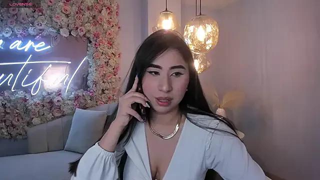 MayaMoretti_ from StripChat