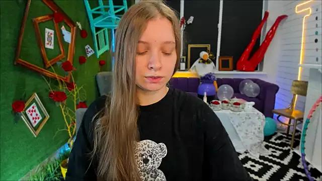 MayaSinabon from StripChat