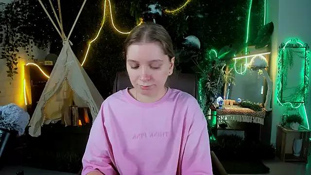 MayaSinabon from StripChat
