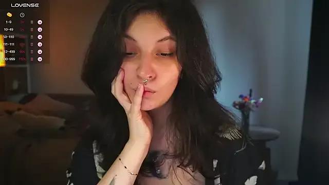 maymary_ from StripChat is Freechat