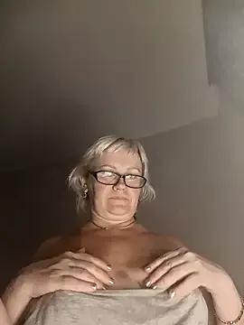 Mayya4321 from StripChat