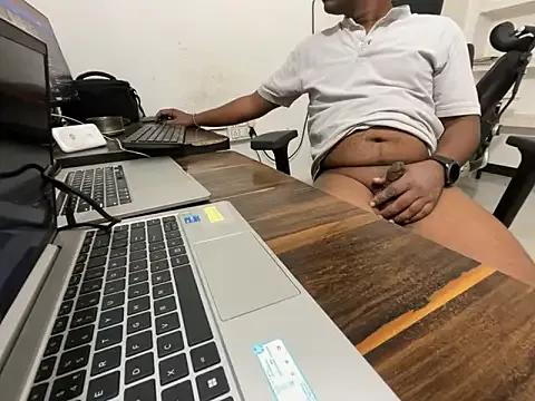 meet_with_me from StripChat is Freechat