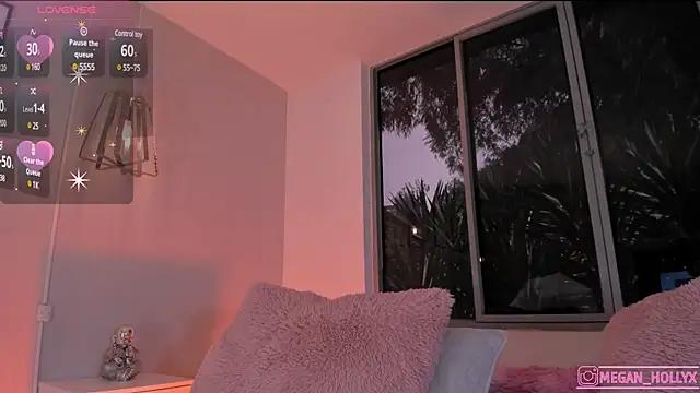 Explore our live girls sluts from our Custom and Multi clubs and checkout exclusive access to highly interactive content, such as shape, hair, titties, pussy type and many more.