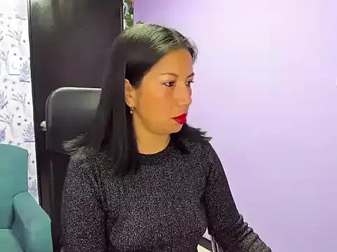 Megan_Collinss_ from StripChat is Freechat