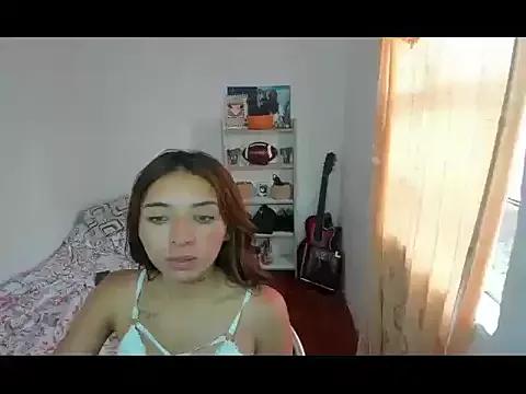 Explore our live girls sluts from our Custom and Multi clubs and checkout exclusive access to highly interactive content, such as shape, hair, titties, pussy type and many more.