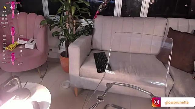 Explore our live girls sluts from our Custom and Multi clubs and checkout exclusive access to highly interactive content, such as shape, hair, titties, pussy type and many more.