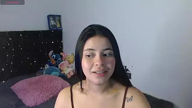 Megan_ve from StripChat is Freechat
