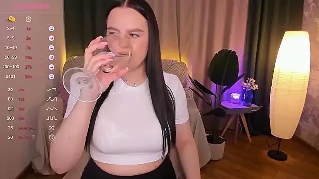 Explore our live girls sluts from our Custom and Multi clubs and checkout exclusive access to highly interactive content, such as shape, hair, titties, pussy type and many more.