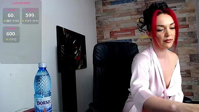 Explore our live girls sluts from our Custom and Multi clubs and checkout exclusive access to highly interactive content, such as shape, hair, titties, pussy type and many more.
