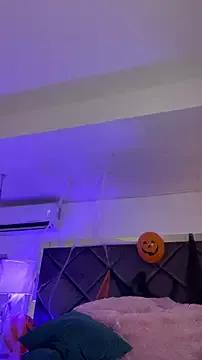 MeganMyerss_ from StripChat is Freechat