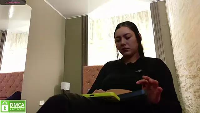 Explore our live girls sluts from our Custom and Multi clubs and checkout exclusive access to highly interactive content, such as shape, hair, titties, pussy type and many more.
