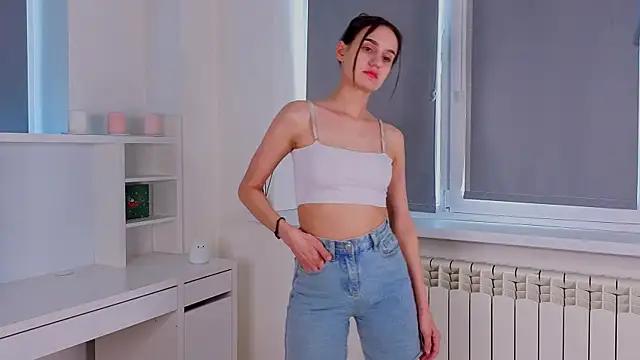 Explore our live girls sluts from our Custom and Multi clubs and checkout exclusive access to highly interactive content, such as shape, hair, titties, pussy type and many more.