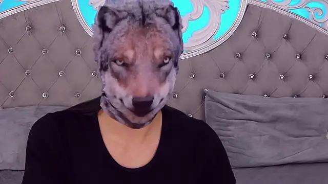 MeIisaLove from StripChat