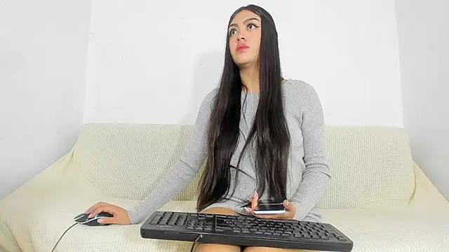 Explore our live girls sluts from our Custom and Multi clubs and checkout exclusive access to highly interactive content, such as shape, hair, titties, pussy type and many more.