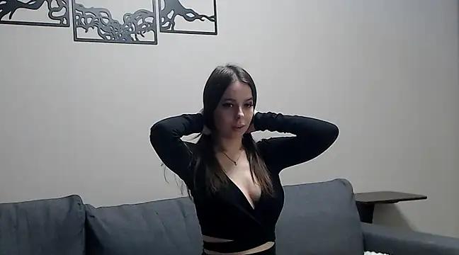 Explore our live girls sluts from our Custom and Multi clubs and checkout exclusive access to highly interactive content, such as shape, hair, titties, pussy type and many more.