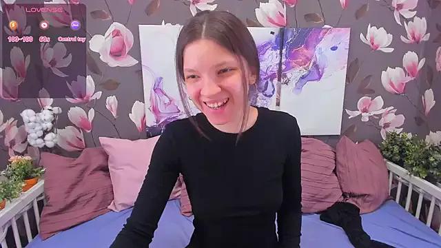 MelaniGrand webcams show profile image 
