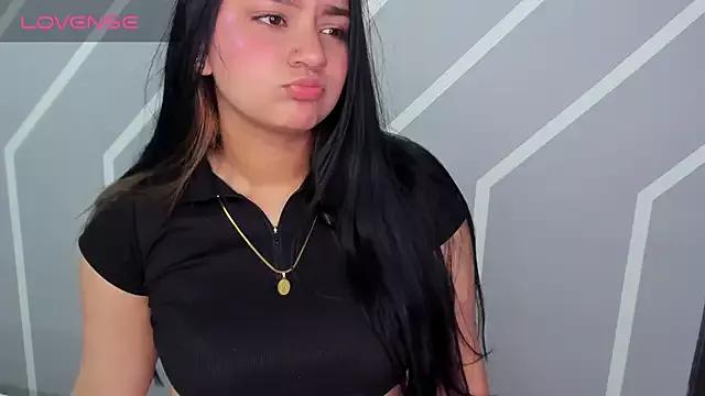 Explore our live girls sluts from our Custom and Multi clubs and checkout exclusive access to highly interactive content, such as shape, hair, titties, pussy type and many more.