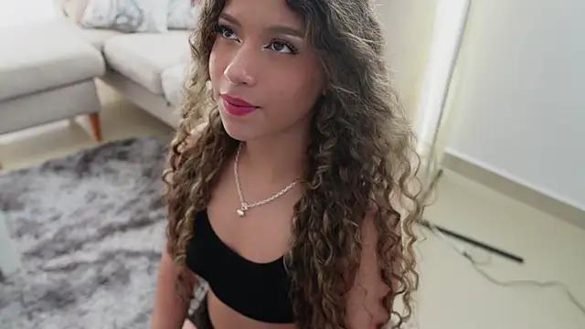Explore our live girls sluts from our Custom and Multi clubs and checkout exclusive access to highly interactive content, such as shape, hair, titties, pussy type and many more.