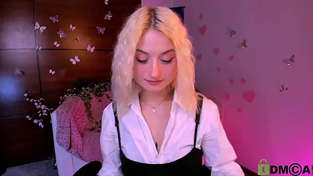 Explore our live girls sluts from our Custom and Multi clubs and checkout exclusive access to highly interactive content, such as shape, hair, titties, pussy type and many more.