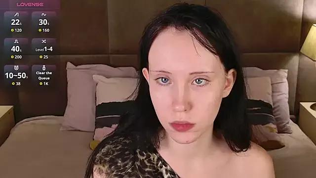 Explore our live girls sluts from our Custom and Multi clubs and checkout exclusive access to highly interactive content, such as shape, hair, titties, pussy type and many more.