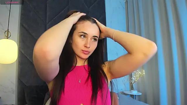 Explore our live girls sluts from our Custom and Multi clubs and checkout exclusive access to highly interactive content, such as shape, hair, titties, pussy type and many more.
