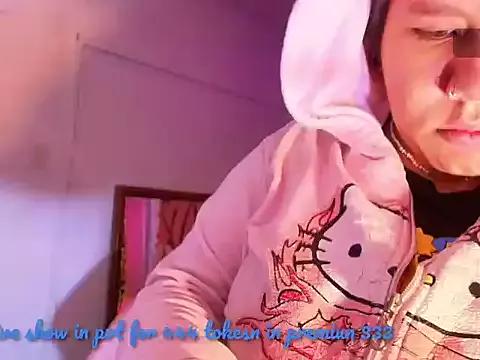 Melissa_Adamsx from StripChat is Freechat