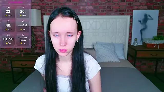 Explore our live girls sluts from our Custom and Multi clubs and checkout exclusive access to highly interactive content, such as shape, hair, titties, pussy type and many more.