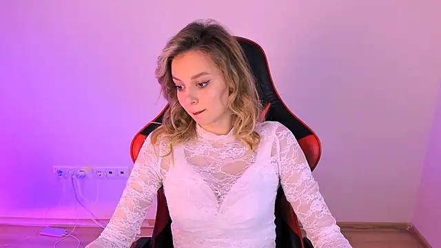 Explore our live girls sluts from our Custom and Multi clubs and checkout exclusive access to highly interactive content, such as shape, hair, titties, pussy type and many more.