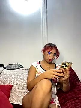 Explore our live girls sluts from our Custom and Multi clubs and checkout exclusive access to highly interactive content, such as shape, hair, titties, pussy type and many more.