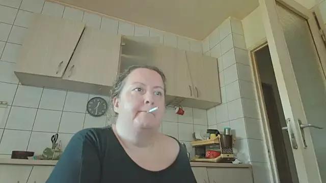 melissaBlessing from StripChat is Freechat