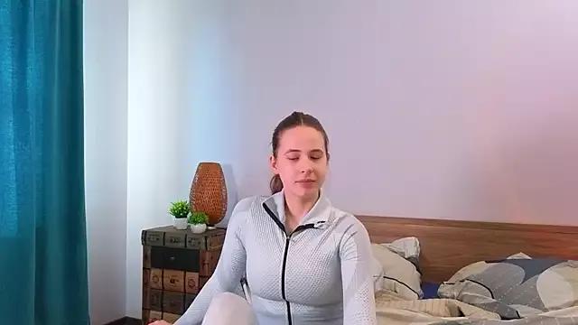 MelitaTintinger from StripChat is Freechat