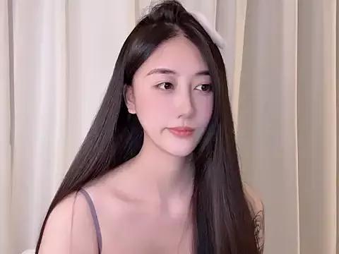 Melody-11 from StripChat is Freechat