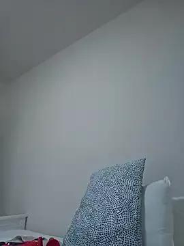 Melody73 from StripChat is Freechat