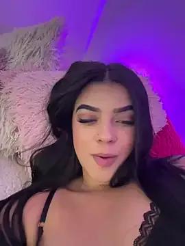 Explore our live girls sluts from our Custom and Multi clubs and checkout exclusive access to highly interactive content, such as shape, hair, titties, pussy type and many more.