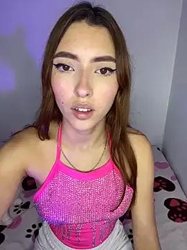 Explore our live girls sluts from our Custom and Multi clubs and checkout exclusive access to highly interactive content, such as shape, hair, titties, pussy type and many more.